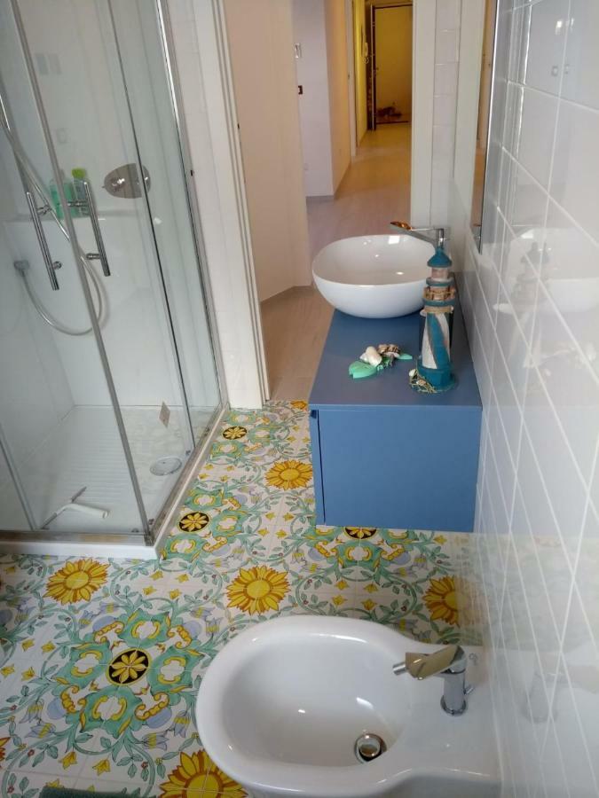 Casa Vacanze “Sale Di Mare” Pescara Kültér fotó