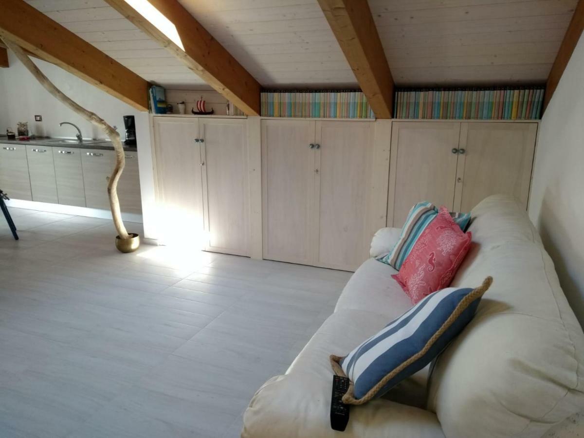 Casa Vacanze “Sale Di Mare” Pescara Kültér fotó